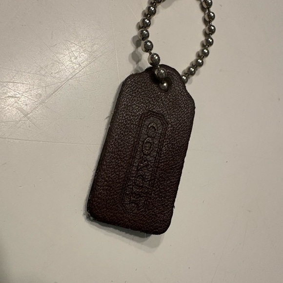 Coach Dark Brown Leather Hang Tag - Picture 2 of 4